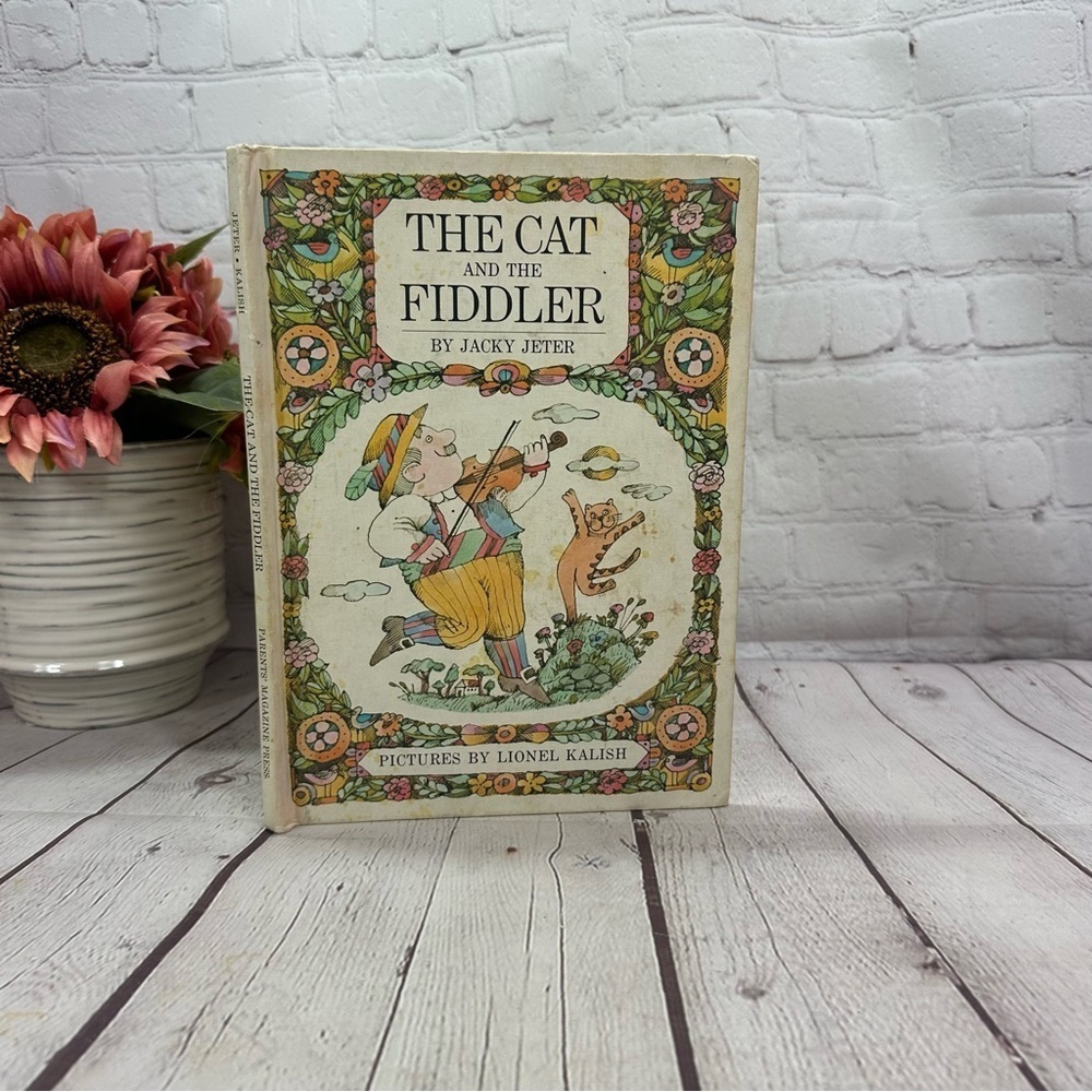 vintage The Cat and the Fiddler by Jacky Jeter hard cover illustrated book